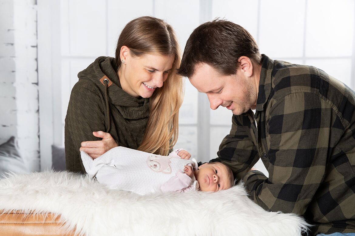 Familienshooting mit Baby in Tirol, Michaela Seidl Photographie