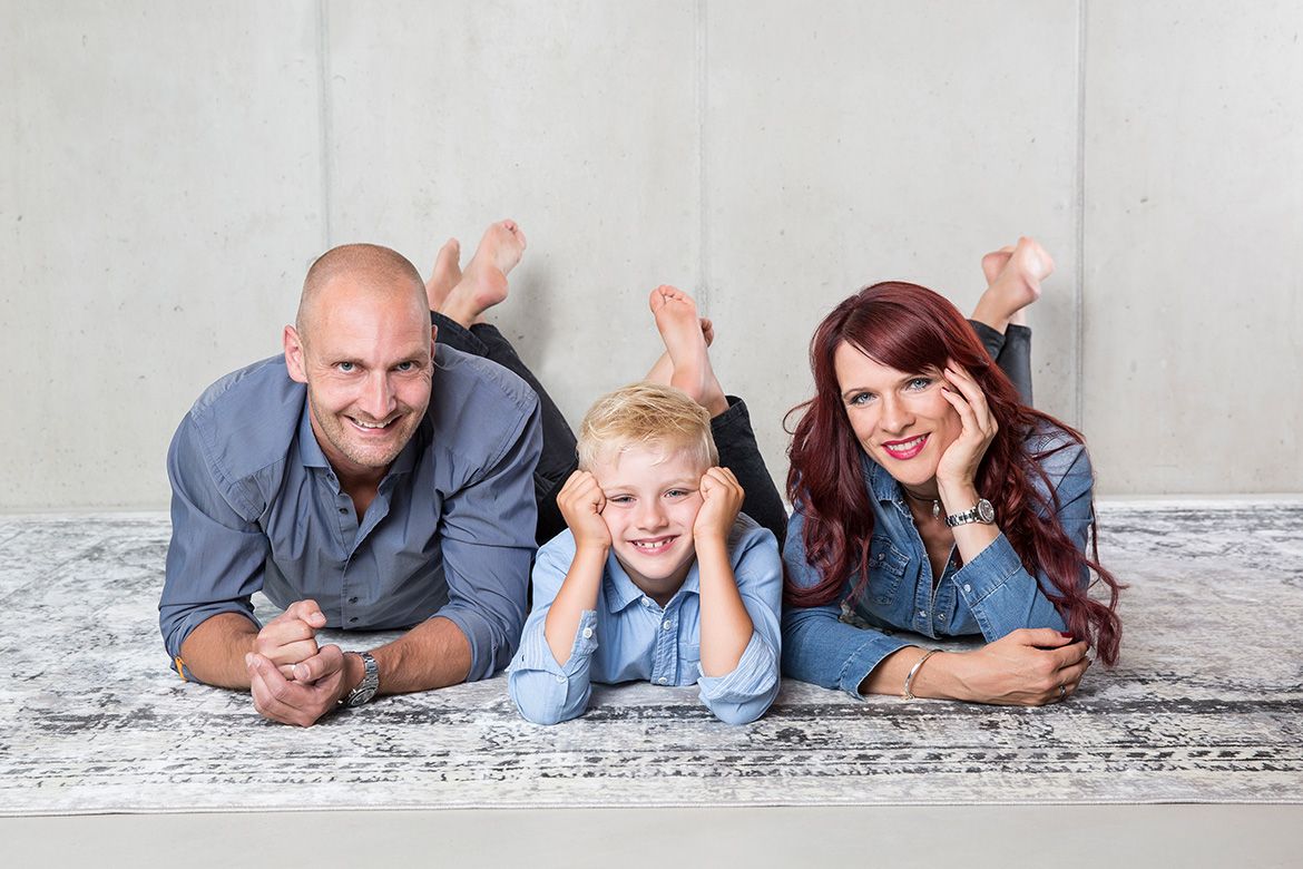 Familienfotos im Studio Tirol